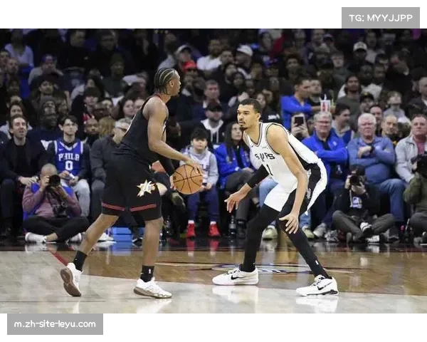 马刺团队篮球八人得分上双 进攻端分享球能力联盟顶尖